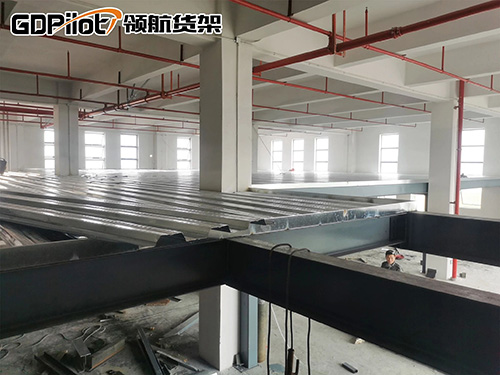 如何搭建工字鋼閣樓？